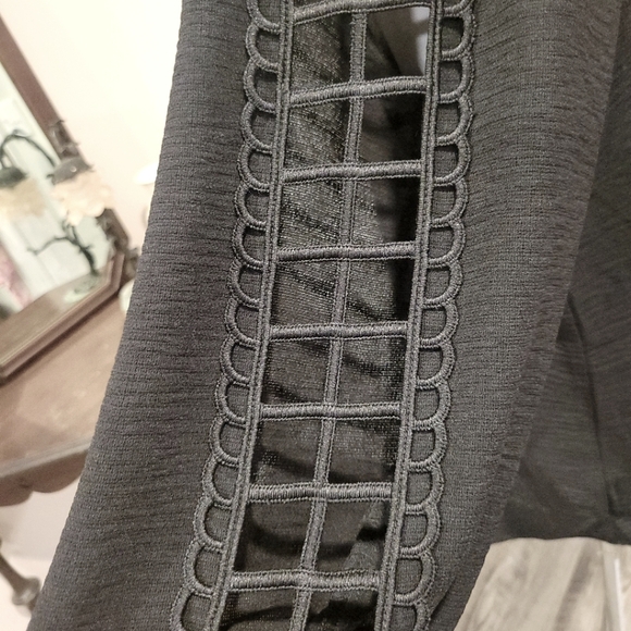 NWT 3X Open Sleeved Blk Dress Blouse - Picture 2 of 13